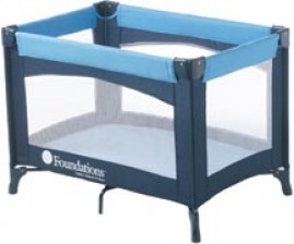 VANDERBILT BREEZE..WALK TO BEACH..PRIVATE HEATED POOL